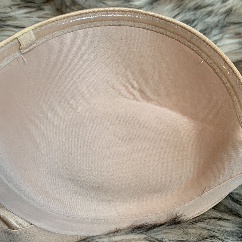 Victoria’s Secret Strapless Push Up Padded Bra 34C nude - Picture 7 of 10
